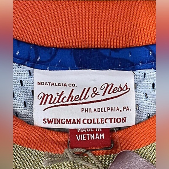 Mitchell & Ness Mens NY Knicks Patrick Ewing Chinese Lunar New Year Jersey - Picture 6 of 6